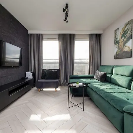 Bright Bukowinska With Parking Near Metro Wilanowska By Renters Prestige *